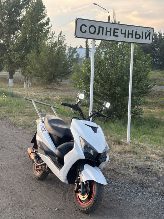 Продается м8 про