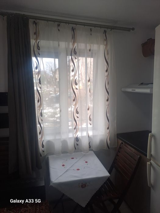 Garsoniră de închiriat, Falticeni