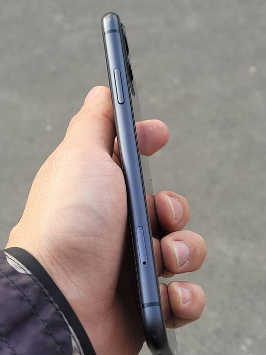 IPhone 11 64gb 75% ёмкость