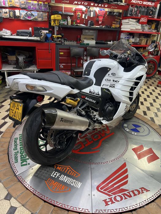 Kawasaki zx14r 2013yil 1441 kub ideal umuman ishi yo’q
