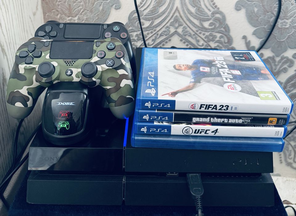 PlayStation 4 Fat 500GB | FIFA 23, GTA V, UFC 4