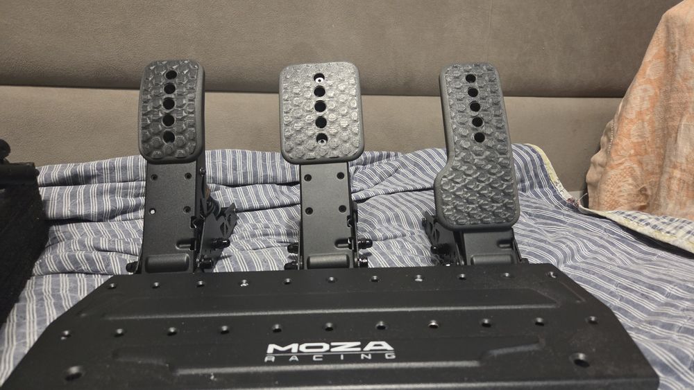 Рулевая база MOZA r3