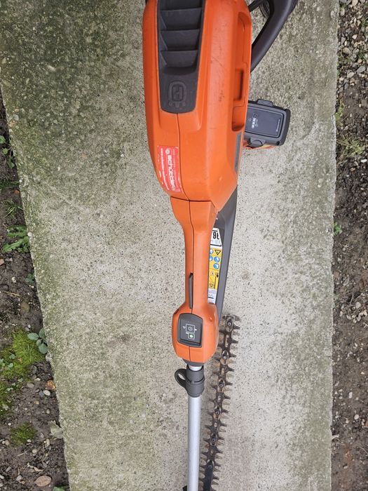 Husqvarna 520 iHE3 trimmer gard viu cu acumulator