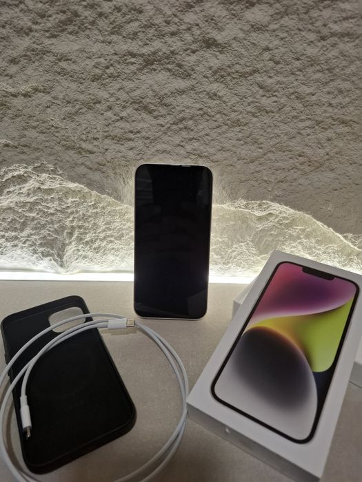 Apple iPhone 14   -   128 GB