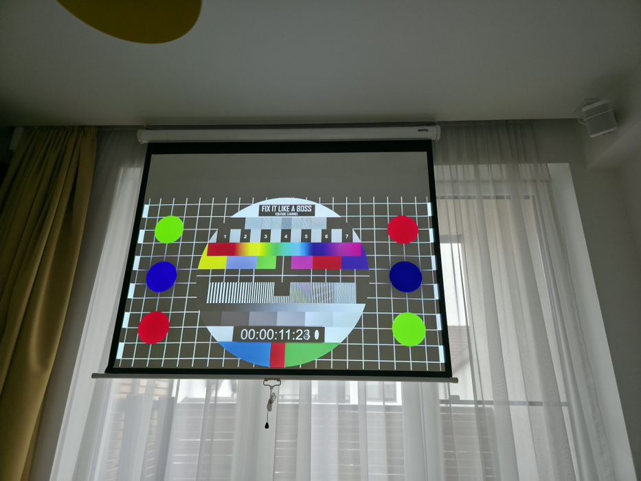 Vand Proiector Xgimi 4K