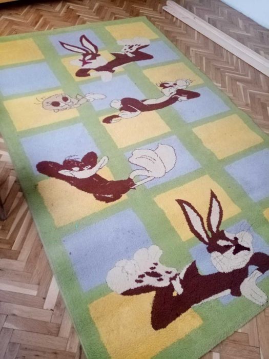 Килим за детска стая Бъгс Бъни и др.