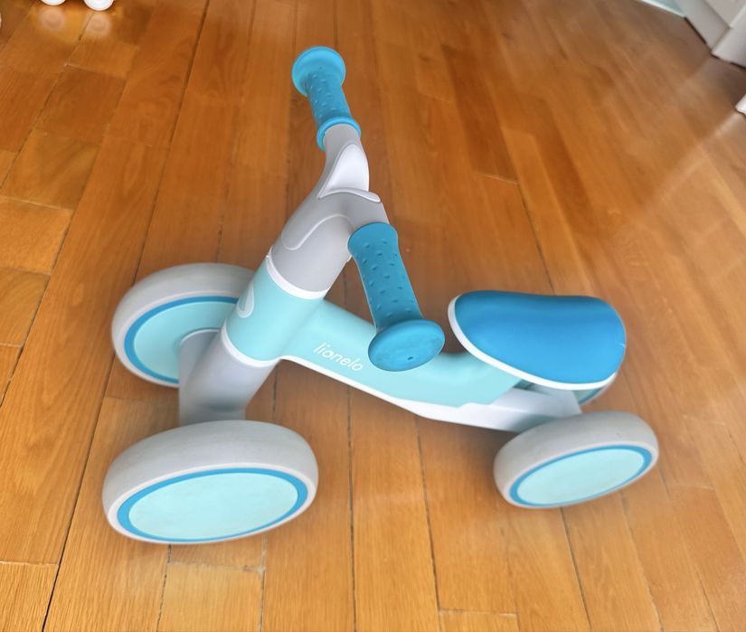 Bicicleta echilibru lionelo