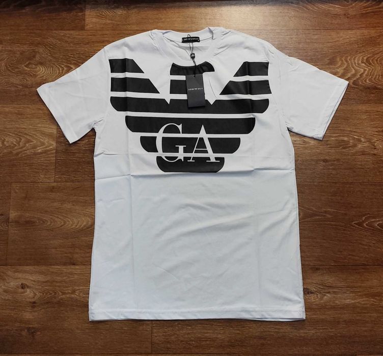 Мъжка тениска фланелка блуза emporio Giorgio Armani