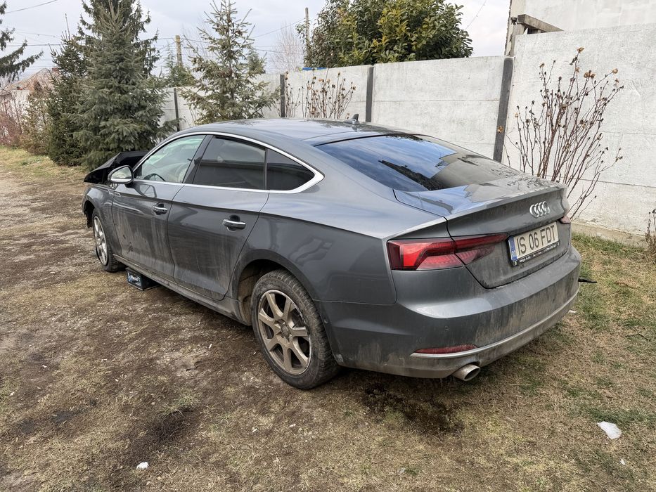 Audi A5 2.0 TDI mild Hybrid avariat