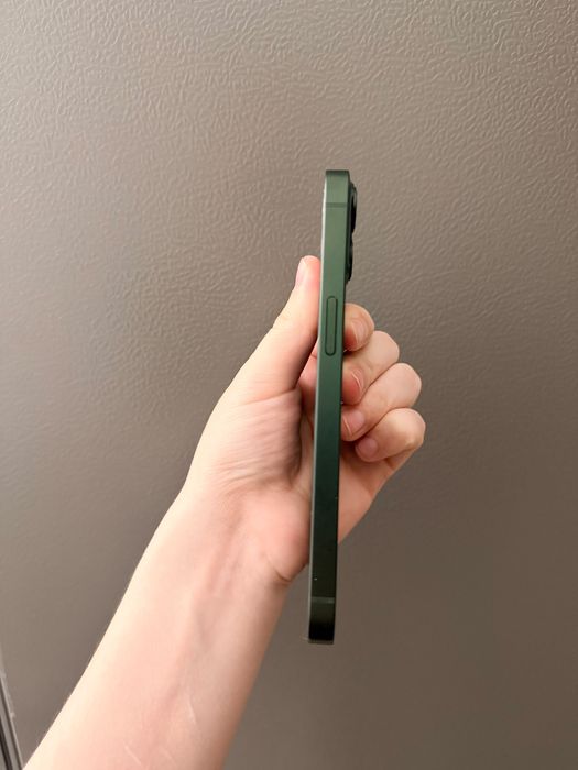 Iphone 13, 512гб, 100%АКБ, Е-сим