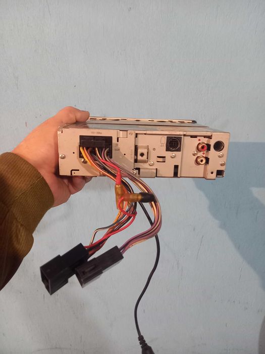 CD JVC с usb и дист. За части