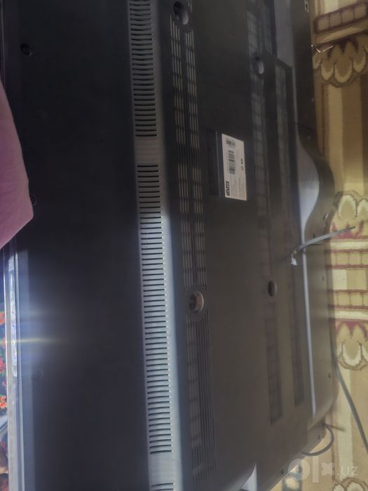 Telivizor ekrani kuygan ishlatilgan usta akalar olsa beramiz