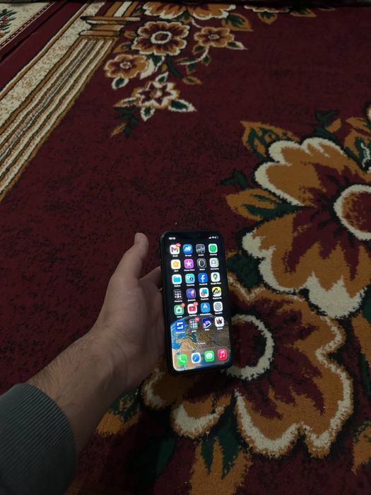 Iphone 11 satiladi srochno