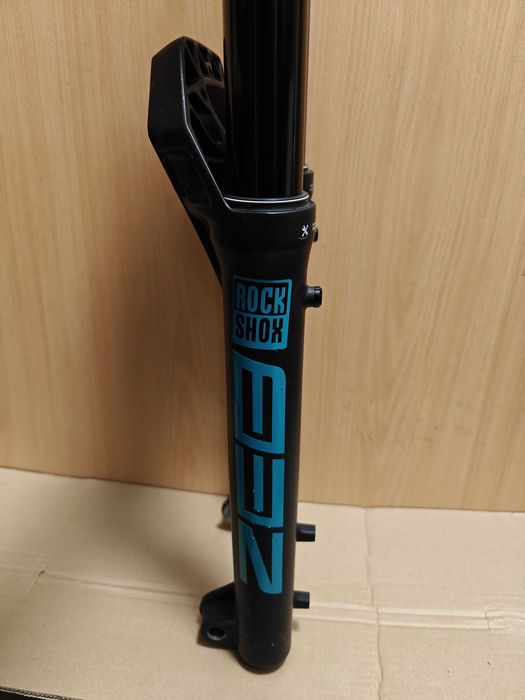 RockShox ZEB Base 160mm DebonAir 29" - 1.8" Tapered