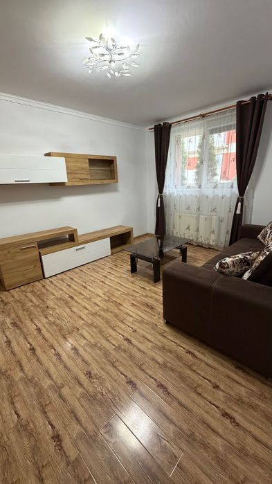 Inchiriez apartament in Turda