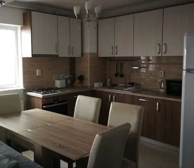 Дава се под наем Двустаен апартамент в Пловдив, Мараша - 65 кв.м за 219.3 € - Снимка #1