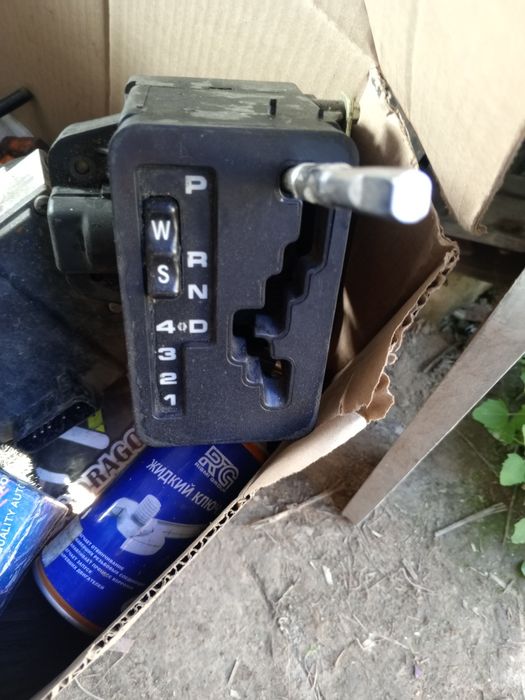 Запчасти на w210