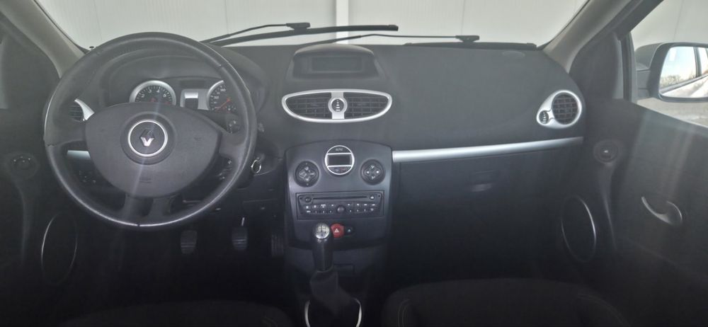 BGN Renault Clio  1.2 100 кс., Хечбек, 2100€, нов внос, Добрич