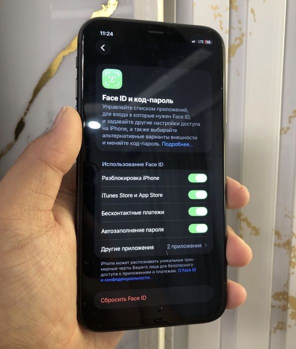 IPHONE 11 64Gb идеальном состоянии
