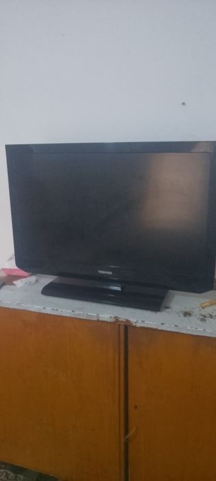 Продам телевизор