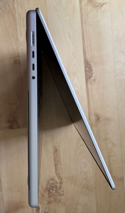 Apple MacBook Pro 16-inch M1 Year-2021 10-Core RAM-16GB SSD-512GB