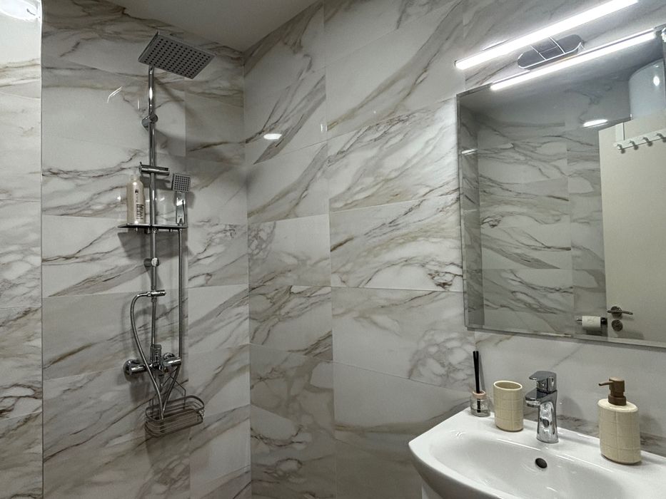 Дава се под наем Двустаен апартамент в Банско - 65 кв.м за 448.8 € - Снимка #13