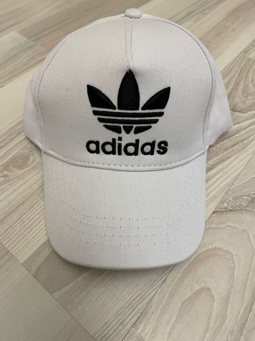 Sepci noi de firma, poze in anunt