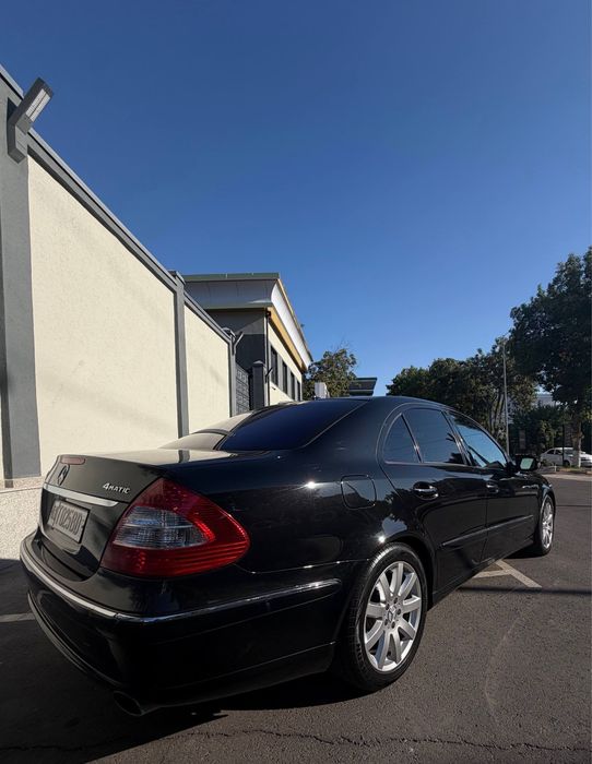 Mercedes Benz w211 e350