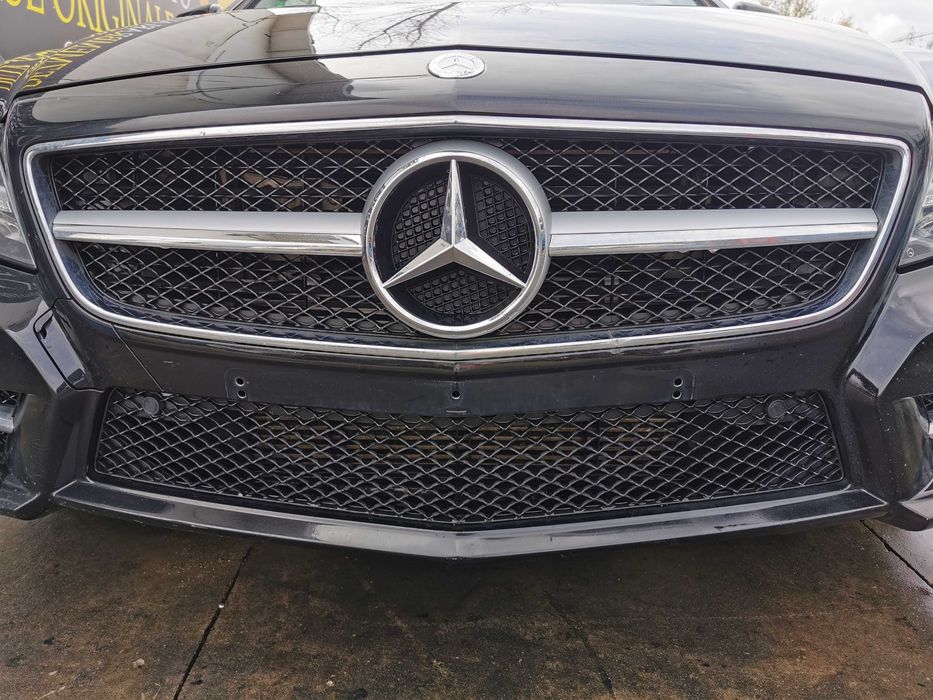 dezmembrez CLS 350 w218/bara fata w218/faruri w218
