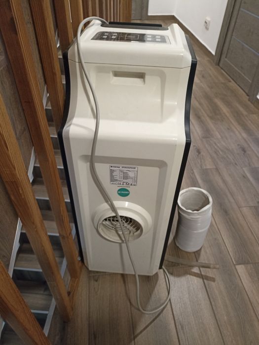 Aparat de aer condiționat portabil Vortex model VAP-A09A1D

Funcționea