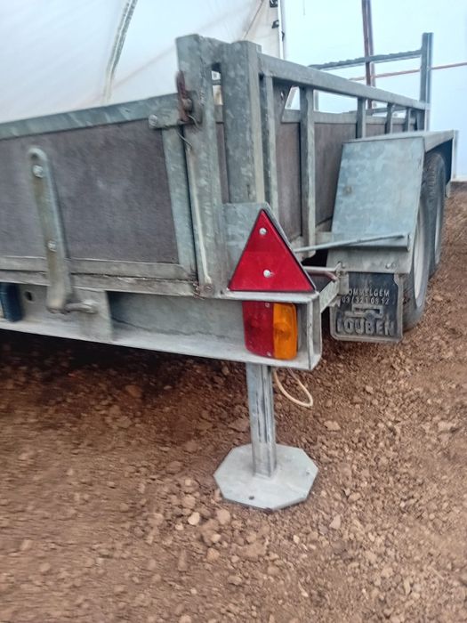 Remorcă 2 tone de vânzare