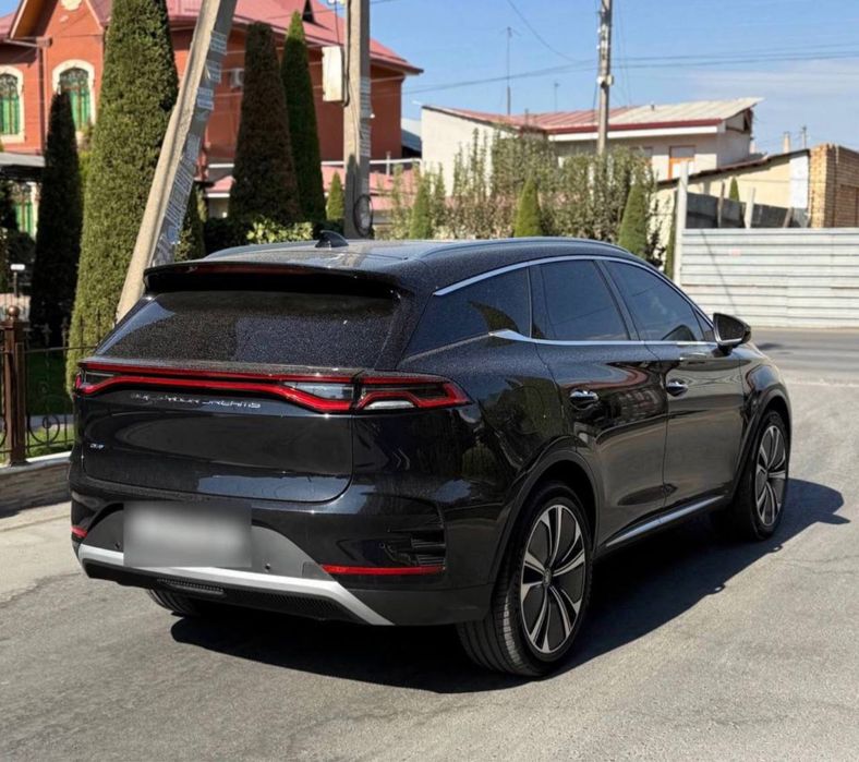BYD Tang Hybrid DM-p срочно продается