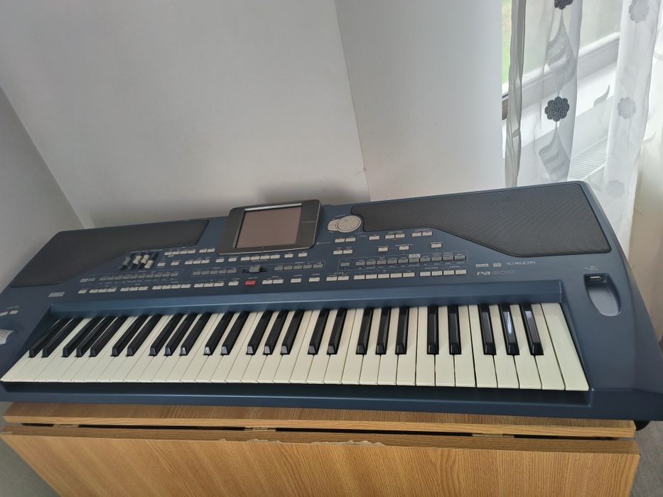 Vând Orga korg pa800