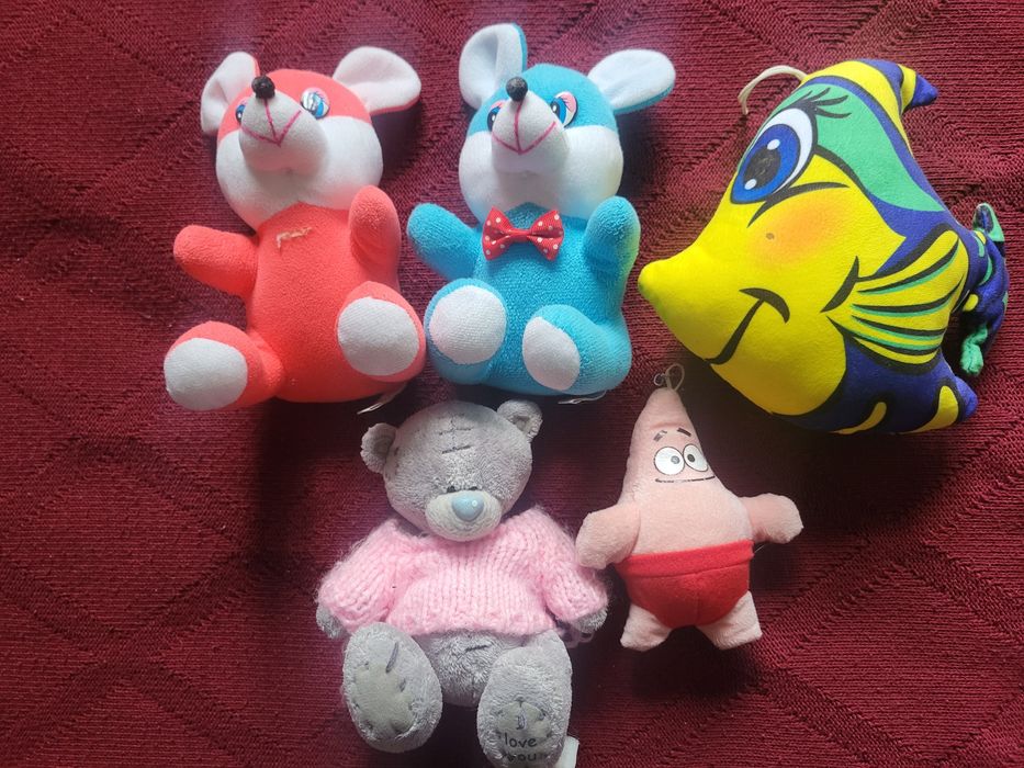 Продам разные мягкие игрушки.