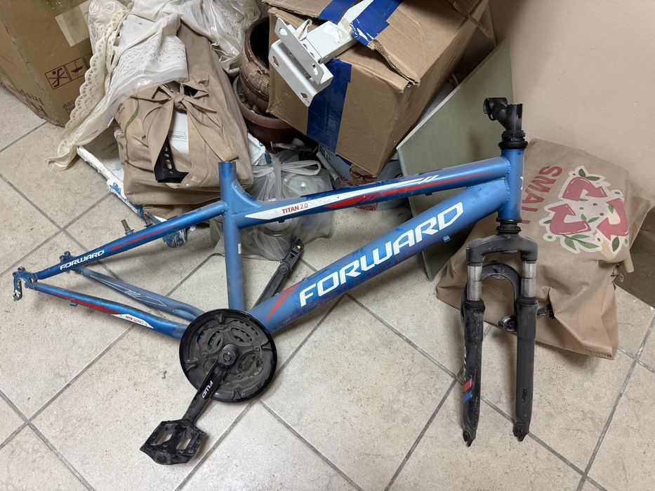 Продам запчасти на велик