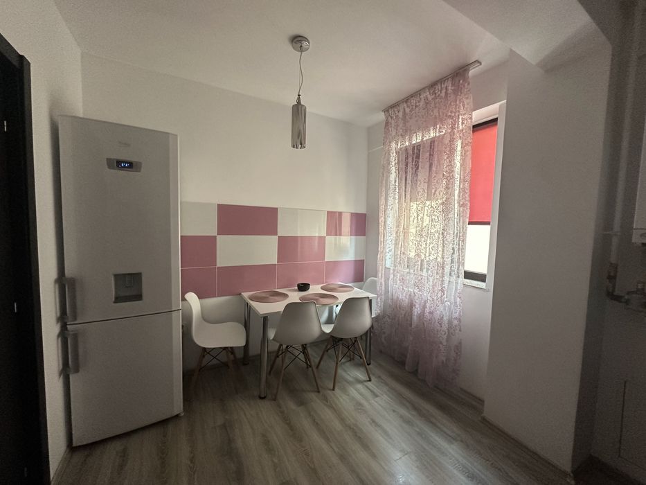 Inchiriez ap 2 camere comple rezidential