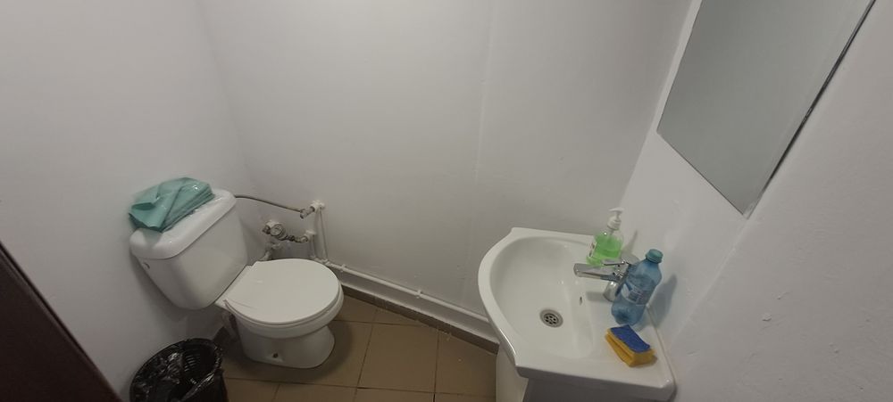 Închiriez spațiu comercial