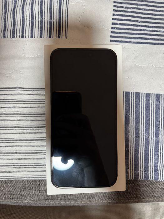 Iphone 15 pro max black titanuim 256gb