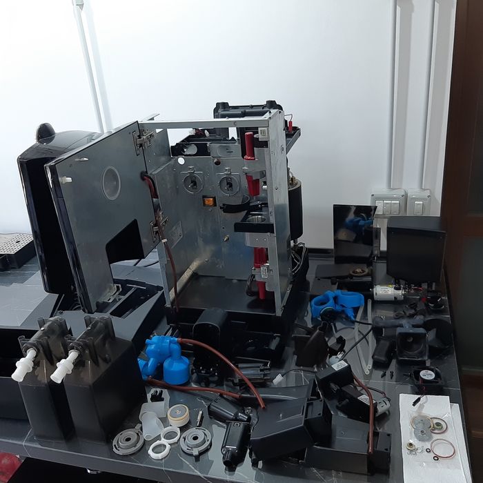 Reparatii , revizii aparate de cafea (service espressoare).