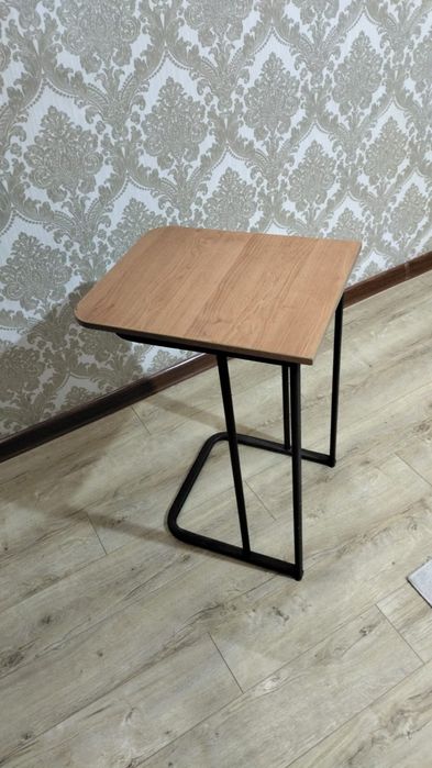 Продам письменный стол