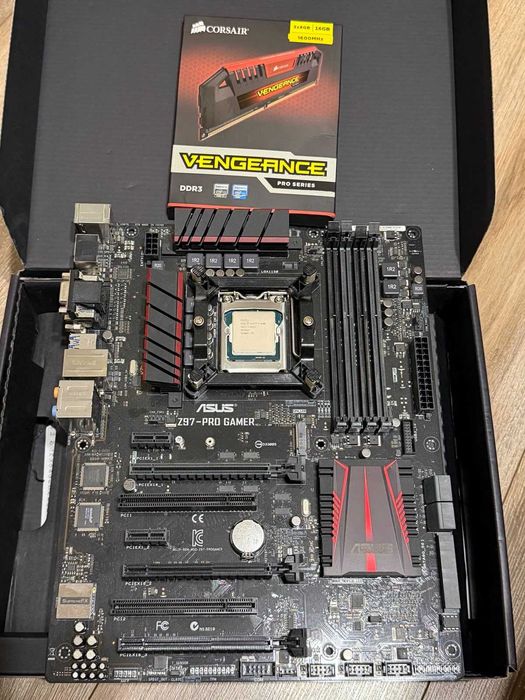 Asus Z97-Pro Gamer/I5 4690k/16Gb Corsair Vengeance/Arctic Freezer 13