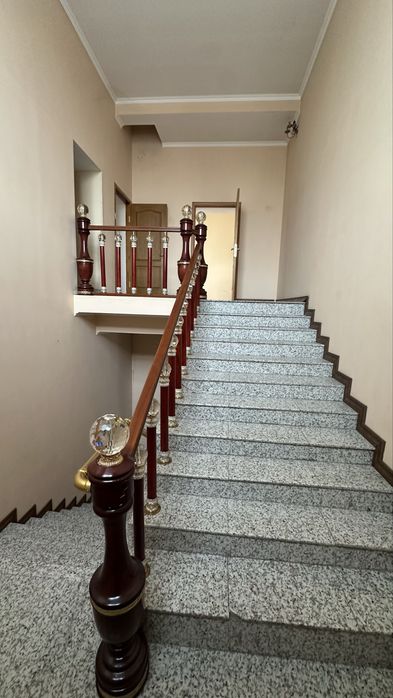 Сдам здание с участком в аренду