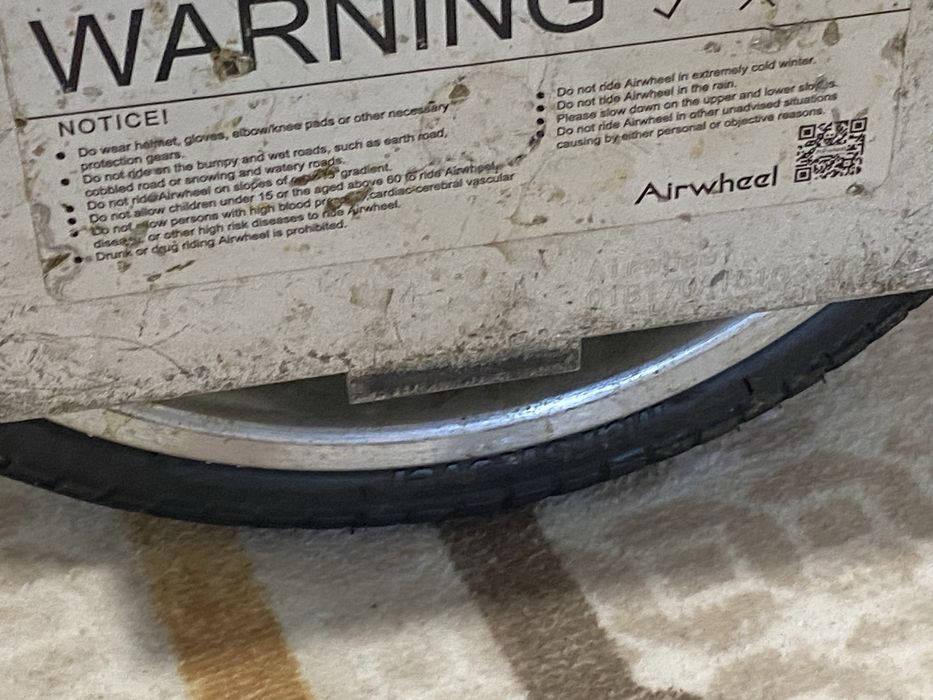 Scuter electric monociclu