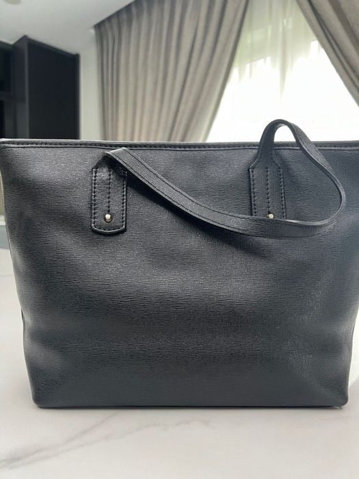 Furla Massimo Dutti  черна чанта