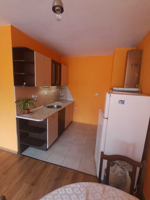 Двустаен под наем кв. Кръстова вада