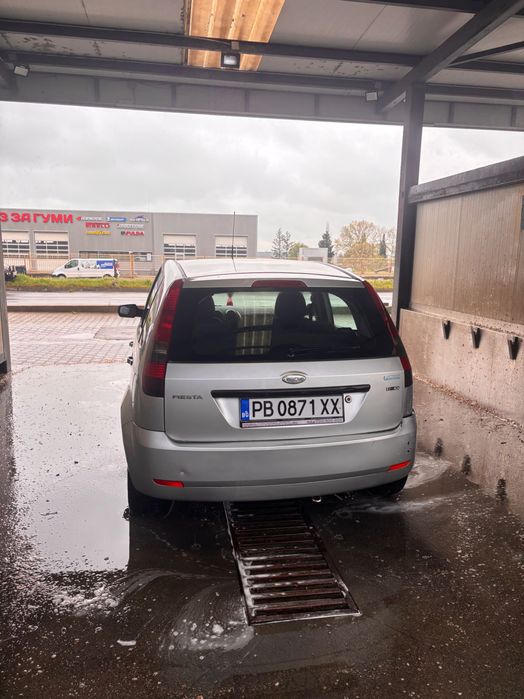 Ford Fiesta 1.4 TDCI (2004 г.)