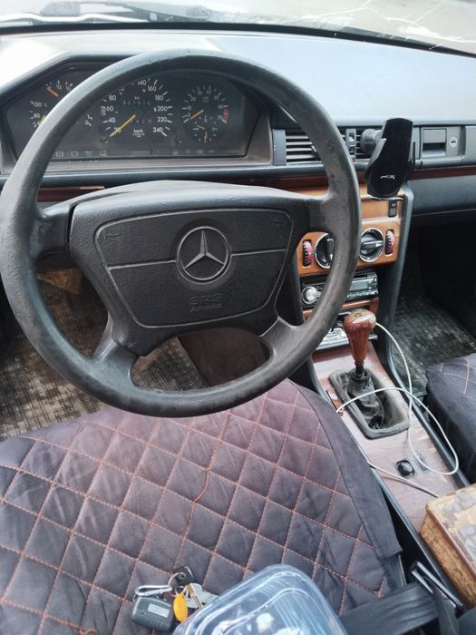 Продам автомобиль мерседес