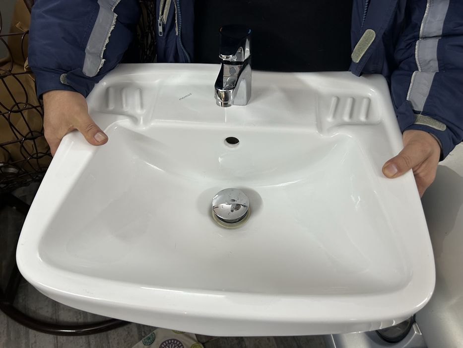 Комплект за баня - мивка, смесител и сифон