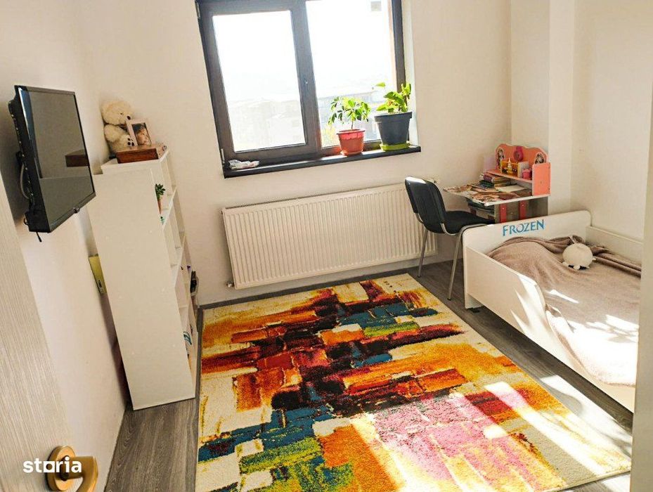 Apartament 4 camere, 120mp, balcon, parcare, zona Stejarului
