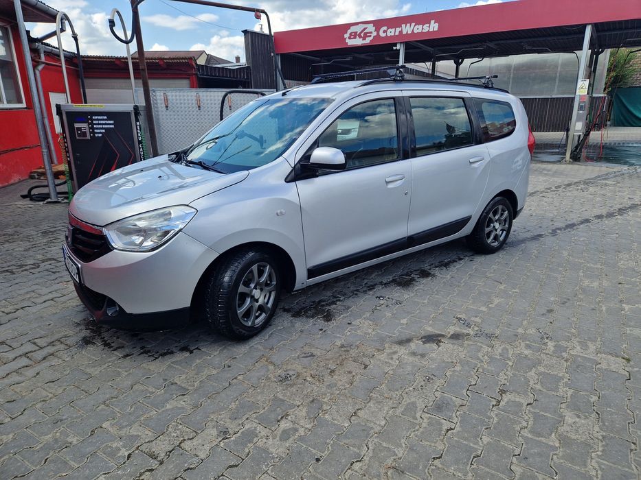 Vând Dacia lodgy